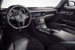 2013 Mercedes Benz SLS AMG GT Photos