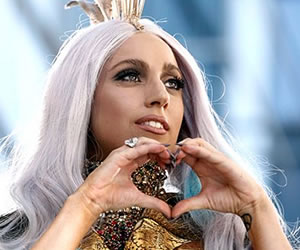 Lady Gaga Twitter Queen