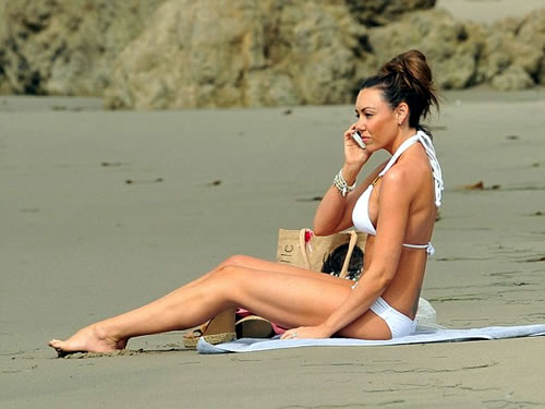 Michelle Heaton Beach Pictures