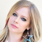 Avril Lavigne feels pressure to have a baby