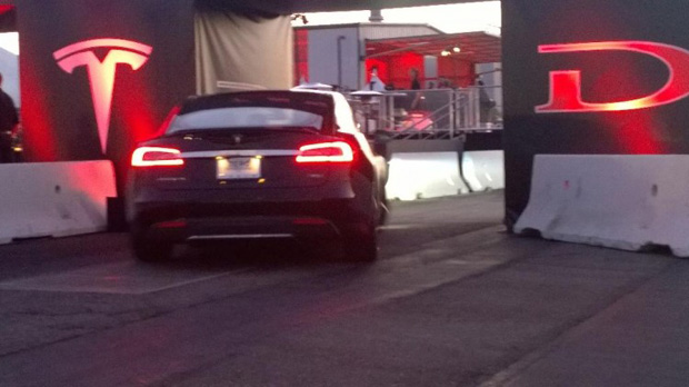 Tesla_Motors_Reveals_AWD_Model_S_P85D_1