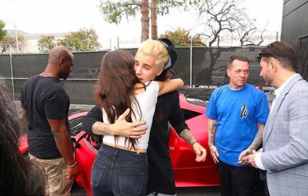 Justin_Bieber_and_Madison_Beer_