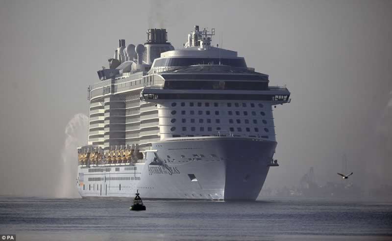 world_third-largest_cruise_ships_3