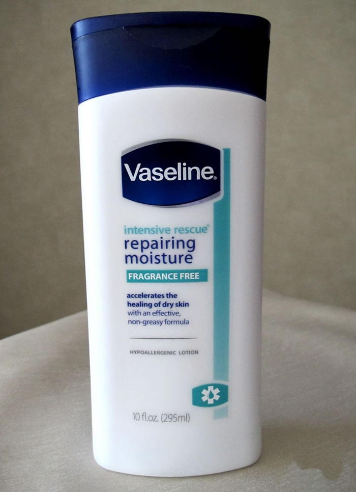 Vaseline Repairing Moisture for Tattoo After Care