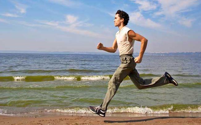 abs_Beach-Men-Running