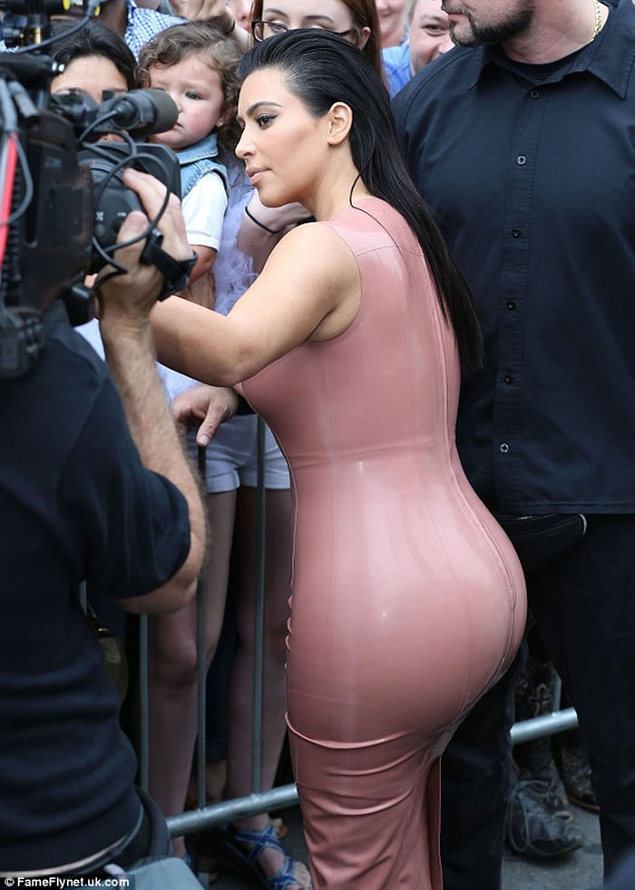 Kim Kardashian  Dress