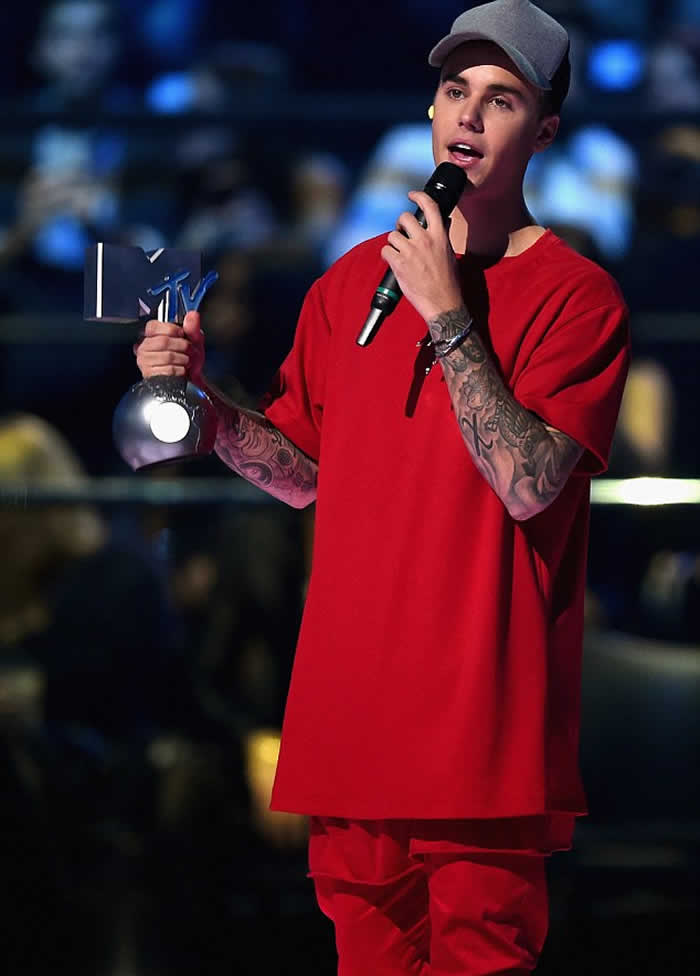  Justin Bieber Win MTV 