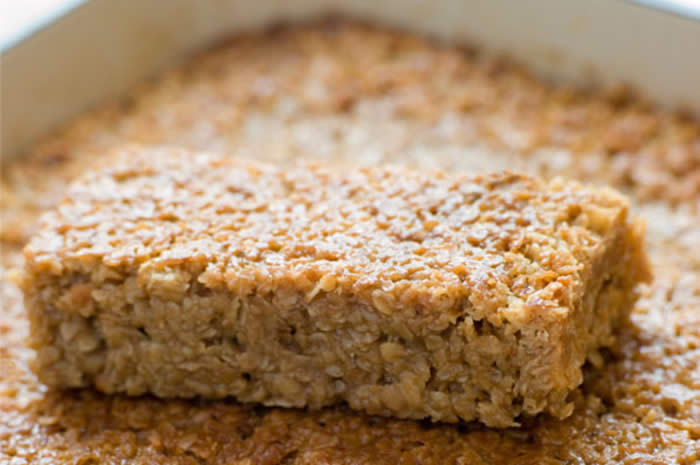 Rice bars with peanut butter and maple syrup