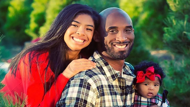  Vanessa Bryant Marks First Father’s Day Since Late Husband Kobe Bryant’s Death: ‘Miss You So Much