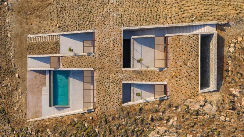  LUXURY NCAVED HOUSE ON A ROCKY HILL IN GREECE