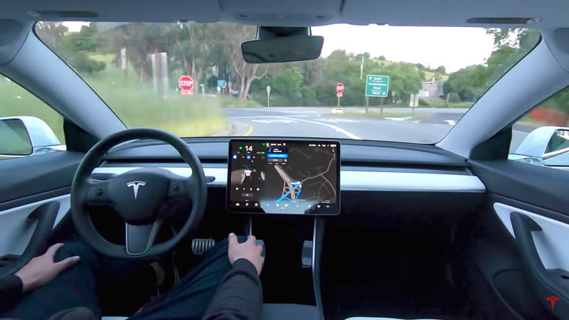  California Reviewing Tesla’s ‘Full Self-Driving’ Feature After Company Clarifies Its Limits
