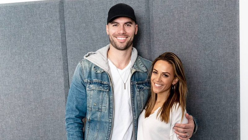  Jana Kramer Is Trying To Find ‘New Normal’ Amid Mike Caussin Divorce