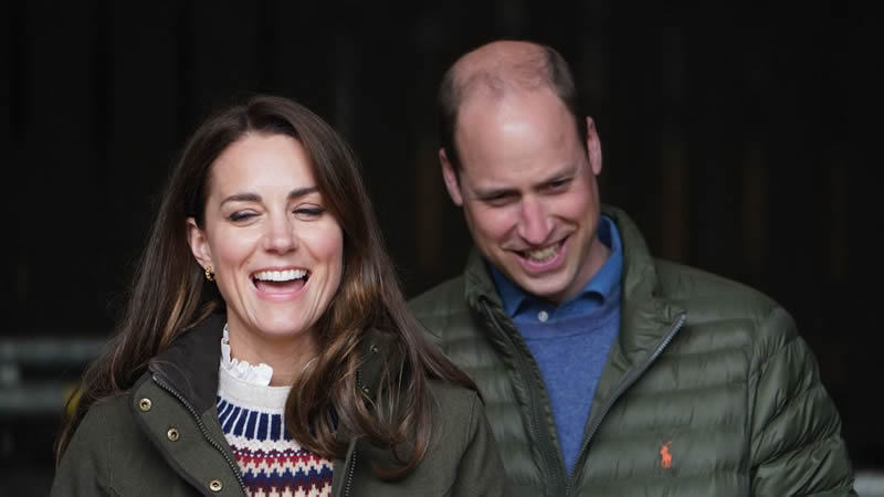  Prince William and Kate Middleton enjoy driving GPS self-steering tractors