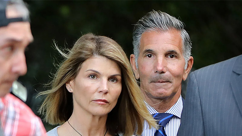  Lori Loughlin & Husband Mossimo Giannulli Are Finding It Hard to Let Go of Their Privilege Post-College Admissions Scandal