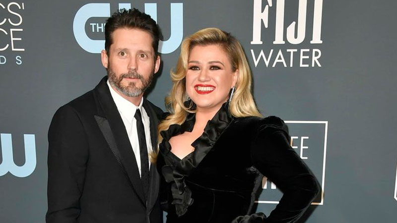  Kelly Clarkson Settles Divorce, Will Pay Brandon Blackstock Over $1.3M In Addition To Monthly Spousal Support