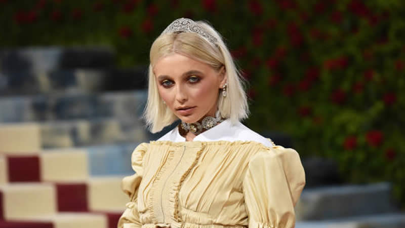  YouTuber Emma Chamberlain’s Met Gala necklace stolen from Indian royalty: “This fills me up with rage”