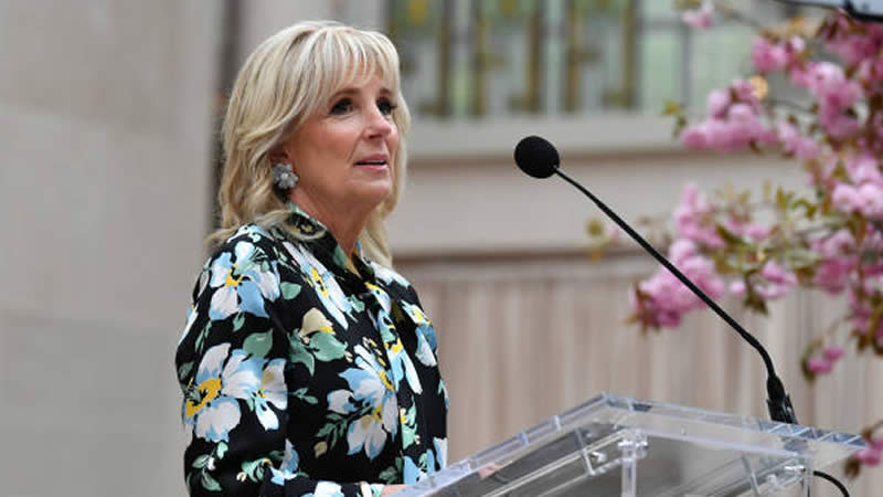  Jill Biden brags at a Hollywood charity event: After Trump, People Come to Me Saying ‘I Feel Like I Can Breathe’