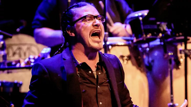  Mike Patton will return to live action in December after being diagnosed with agoraphobia