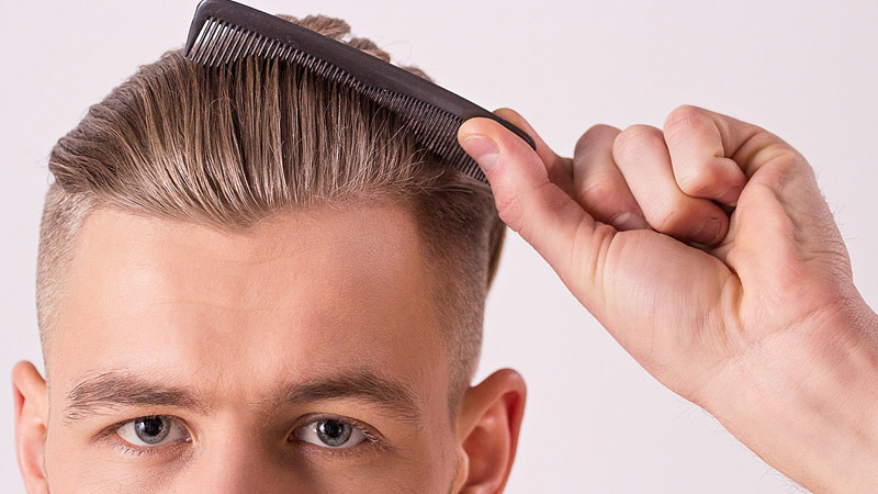  From Dull to Dapper: How Men Can Get Naturally Smooth and Shiny Hair