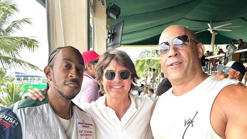  Tom Cruise Poses with Vin Diesel and Ludacris at Formula One Grand Prix