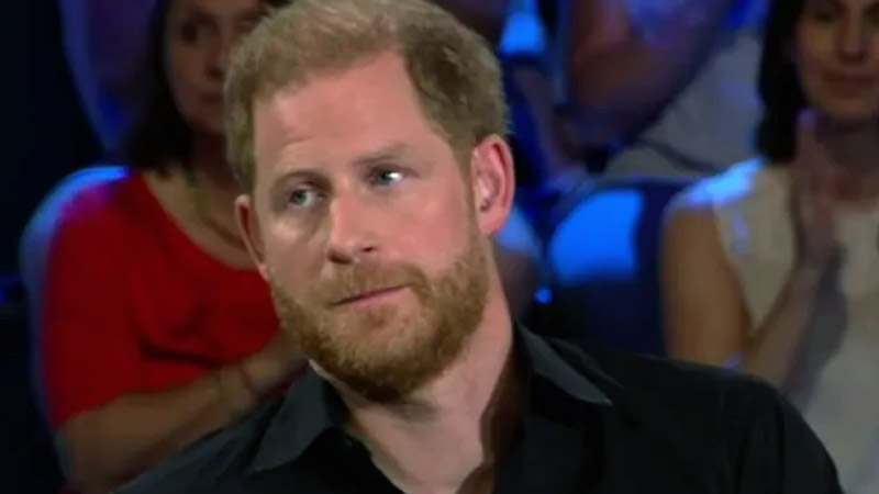  “He clearly wasn’t proud of himself because he crept in and out via the back door” Prince Harry advised to avoid accepting ‘ridiculous’ awards