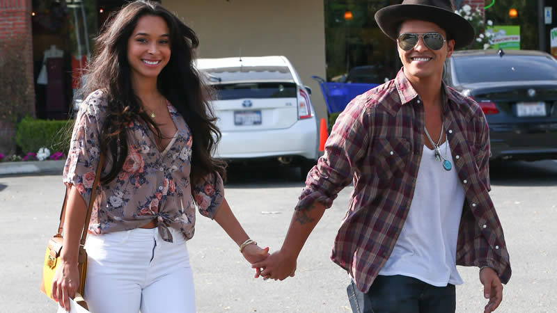 Bruno Mars with girlfriend Jessica Caban
