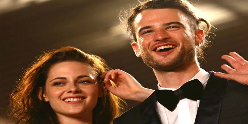  Kristen Stewart is ‘on the road’ with Tom Sturridge