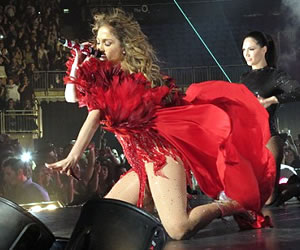 Jennifer Lopez London Arena show