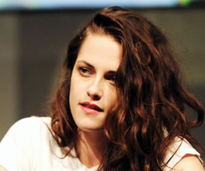 Kristen Stewart Apologizes