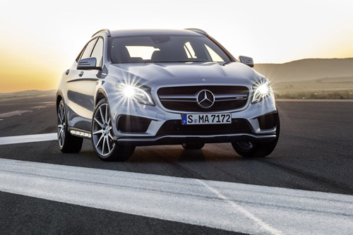 Mercedes GLA car images