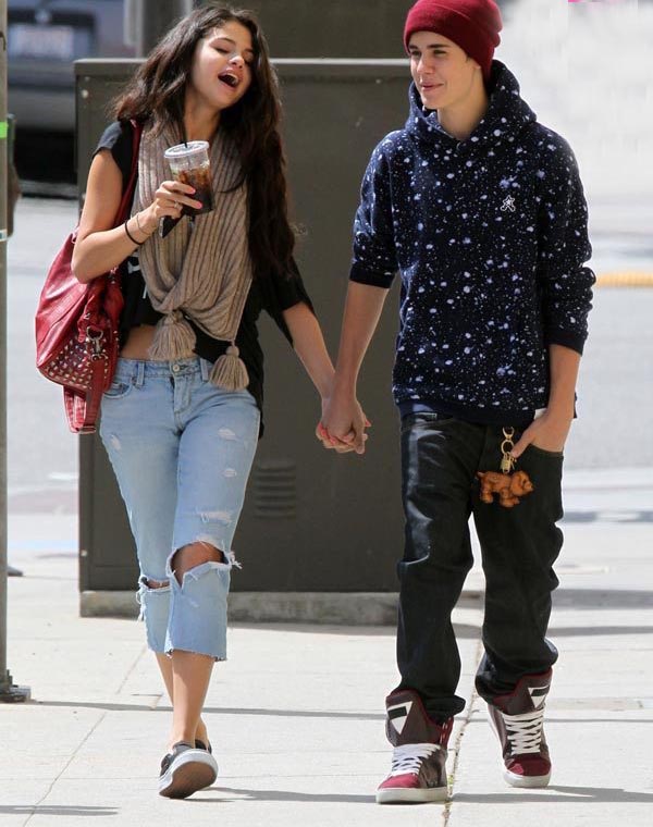 Selena Gomez and Justin Bieber photos