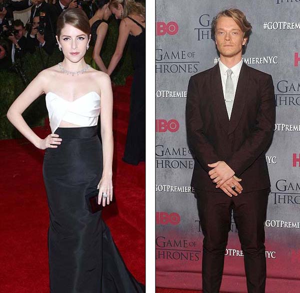 Anna_Kendrick_and_Alfie_Allen