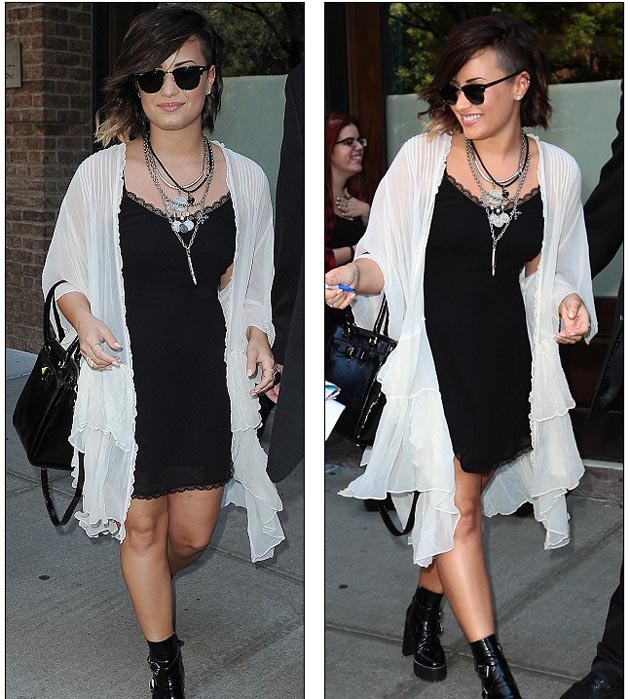 Demi_Lovato_in_New-York_3