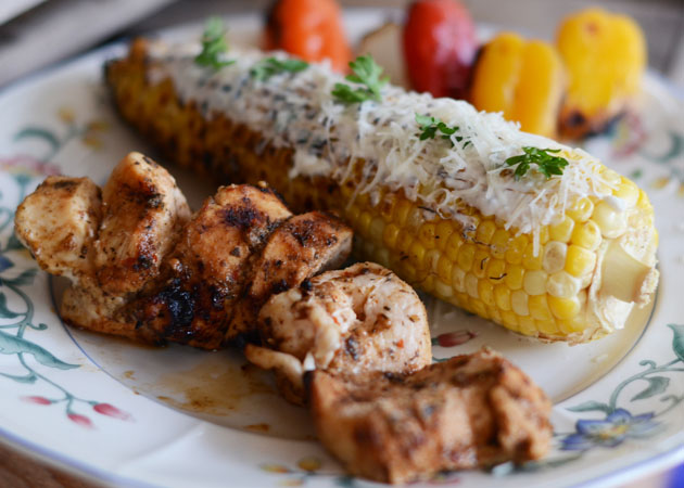 grilled-chicken-corn-plate