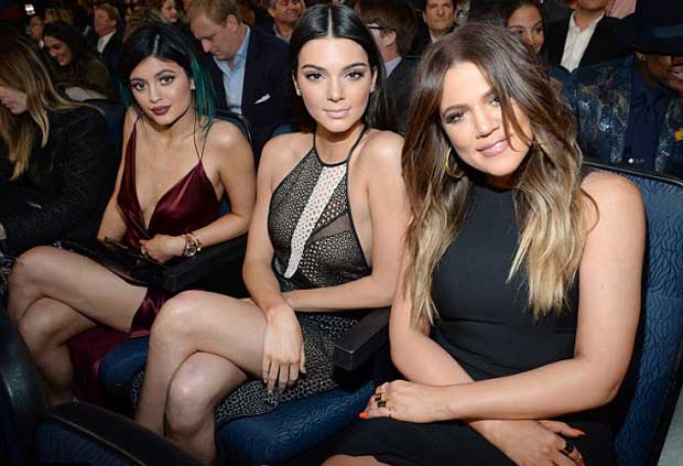 Kendall_and_Kylie_Jenner_and_Khloe_Kardashian_1