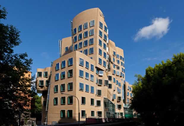 Sydney_Business_School_by_architect_Frank_Gehry_1