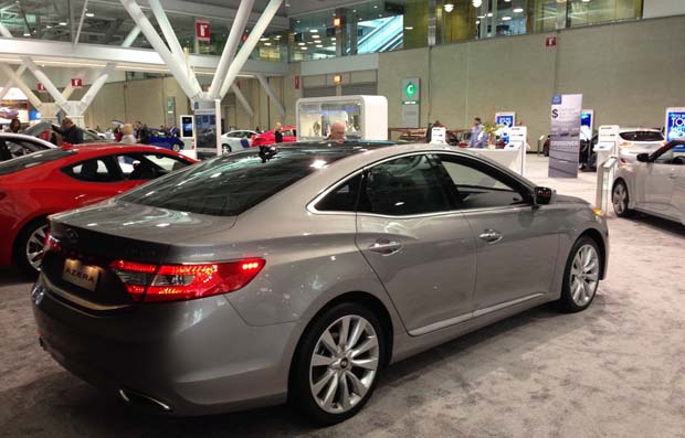 2014_hyundai_azera-pic-1