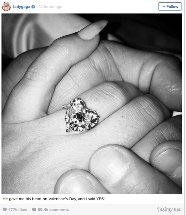 Taylor_Kinney_proposed_Lady_Gaga_1