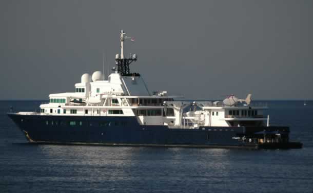 Le Grand Bleu Yacht