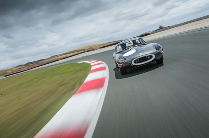 Lightweight Jaguar E-Type driven