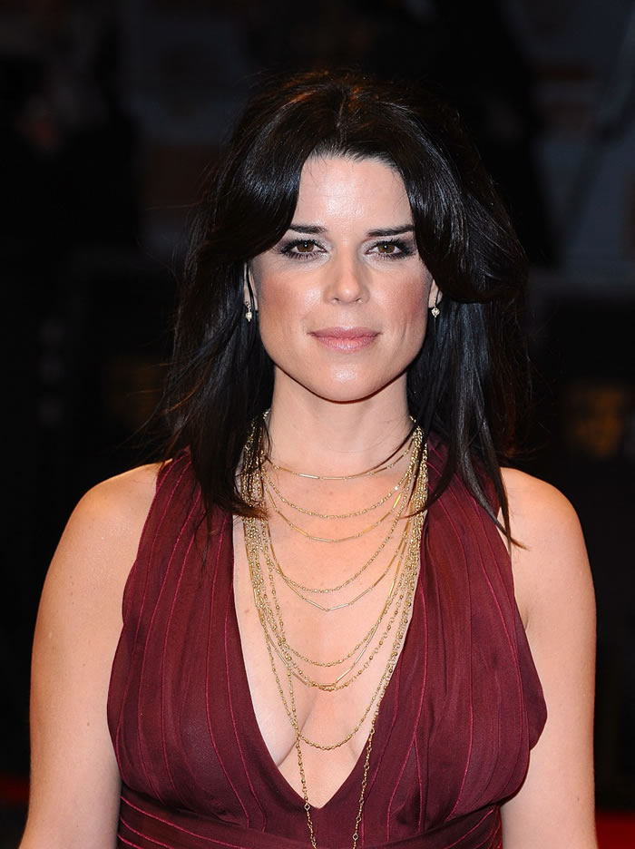 Neve Campbell