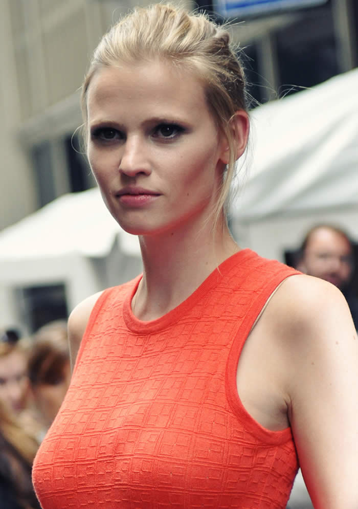 Lara Stone Images