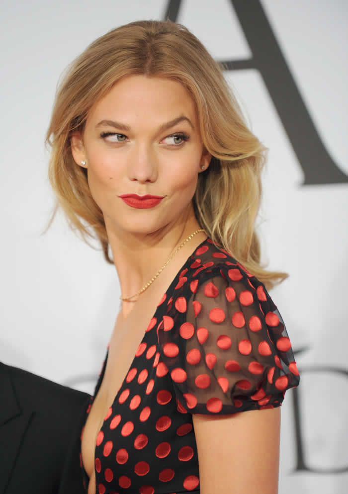 Karlie Kloss Photos