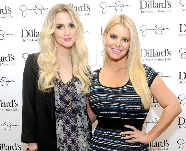 Jessica and Ashlee Simpson