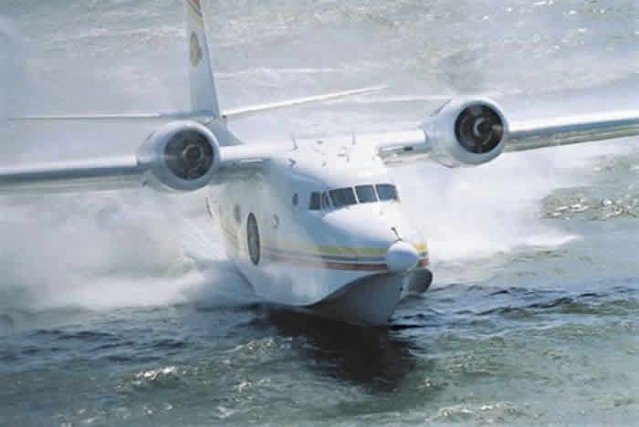 Jimmy Buffett and his Grumman HU-16 Albatross