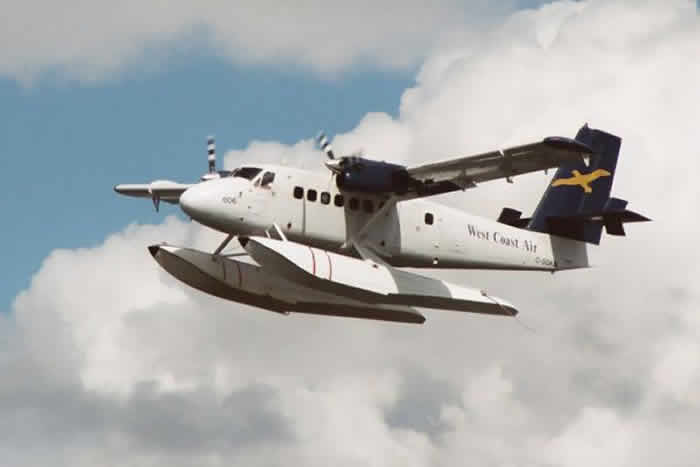Wayne Huizenga and his de Havilland Canada DHC-6-320 Twin Otter