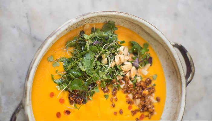 EFFORTLESS CARROT SOUP