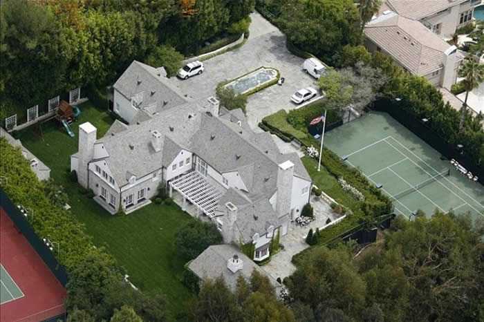 Tom Cruise and Katie Holmes – Home Cost: $35 Million