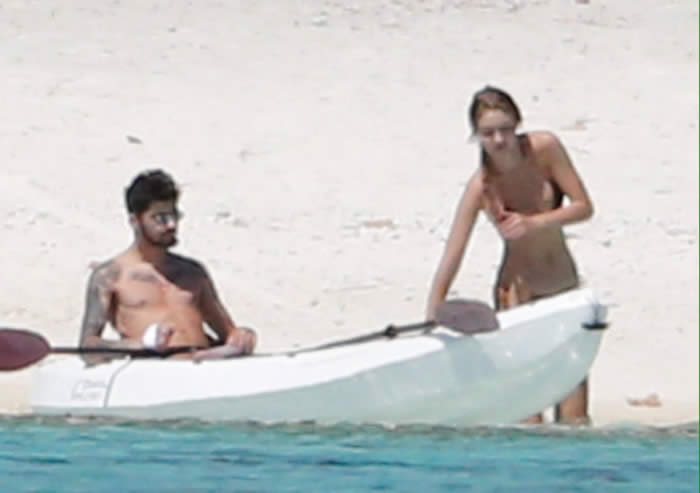 Gigi Hadid Pushing Zayn Malik's Canoe