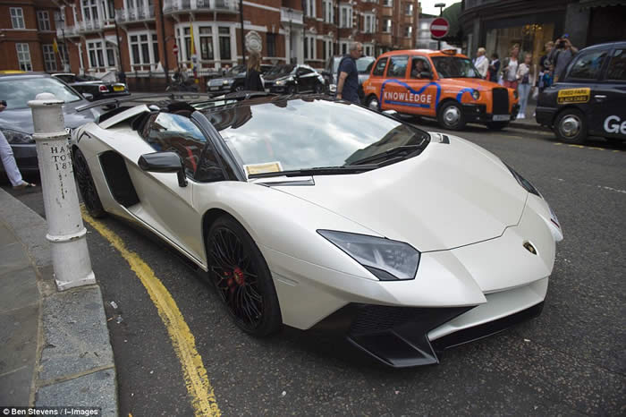 This Qatari-registered Lamborghini Aventador was one of the cars which attracted the attention of local parking wardens